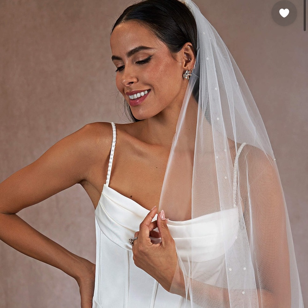 Pearl cathedral length veil
